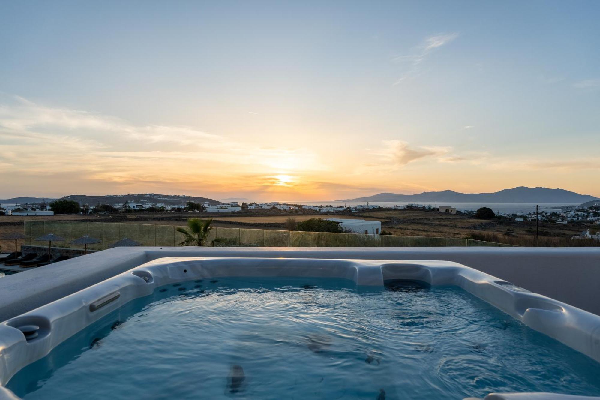 Regency Sunset Suites Mykonos Town Exterior foto